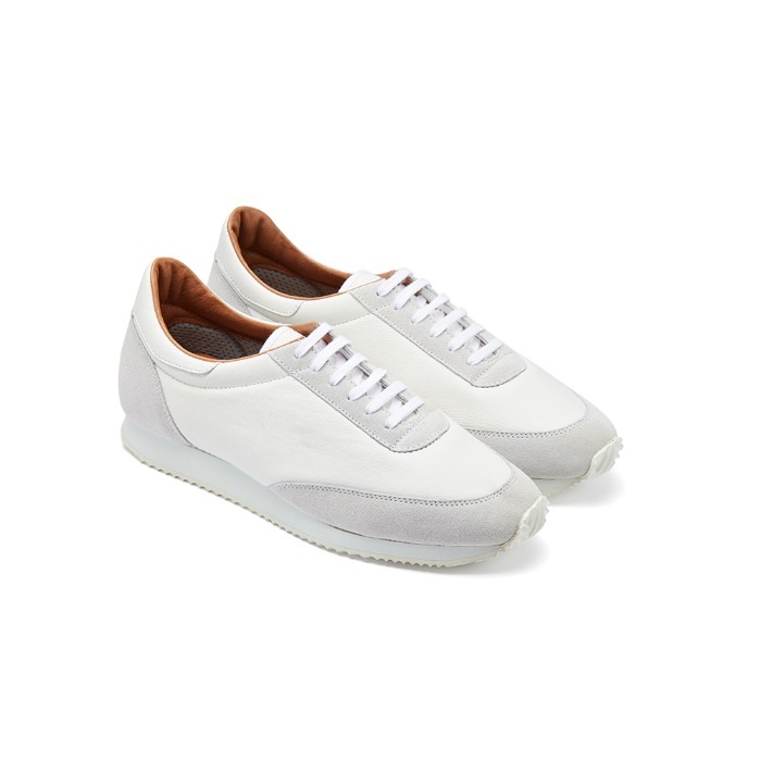 [REPRODUCTION OF FOUND] CANADIAN MILITARY TRAINER (WHITE)
